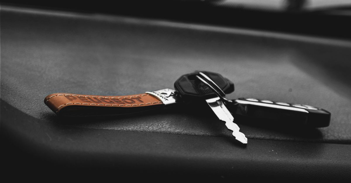 Chevrolet car key fob — Birmingham Locksmith